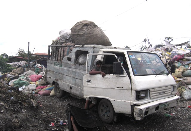 フィリピンのゴミ山