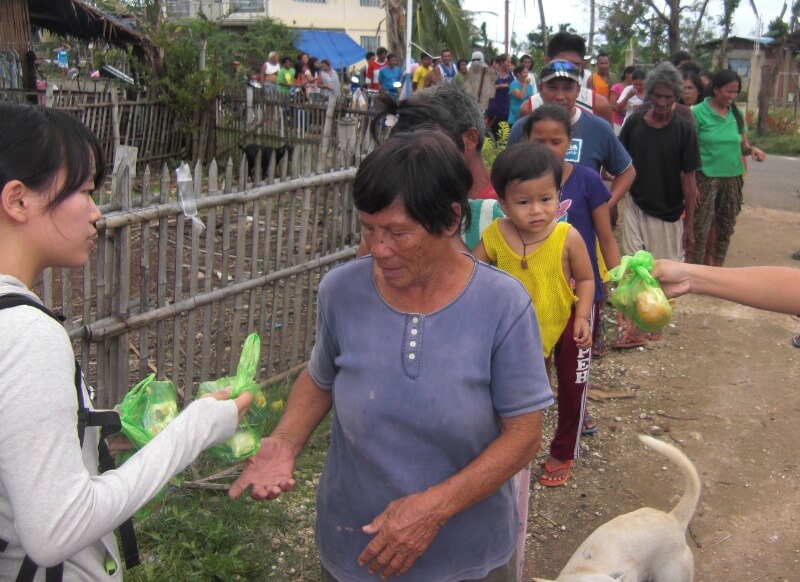 食事配給ボランティア