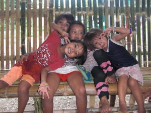 フィリピン セブ島の子ども