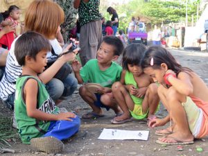 セブのゴミ山の子ども
