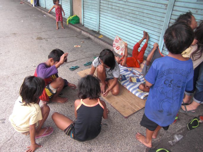 フィリピンの子ども