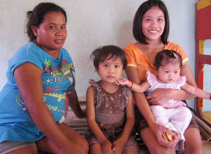 フィリピンの女性