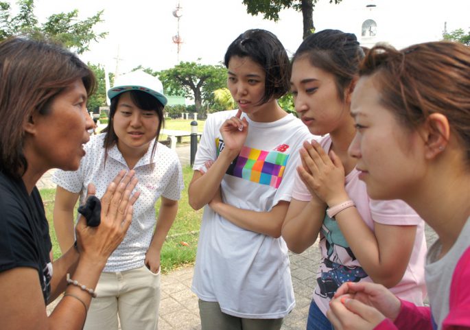 海外ボランティアと英語