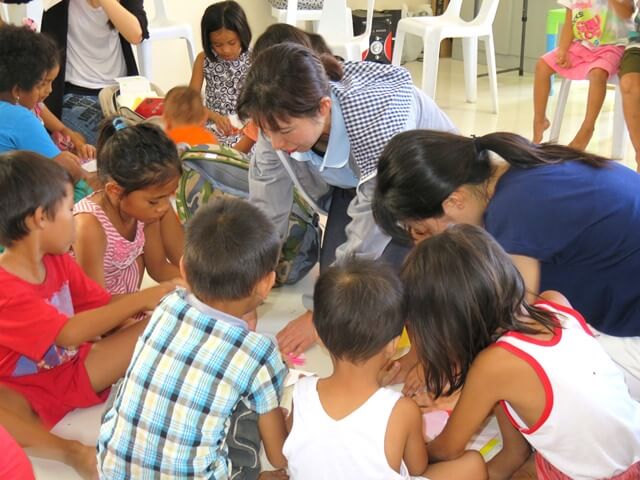 子どもと遊ぶボランティア