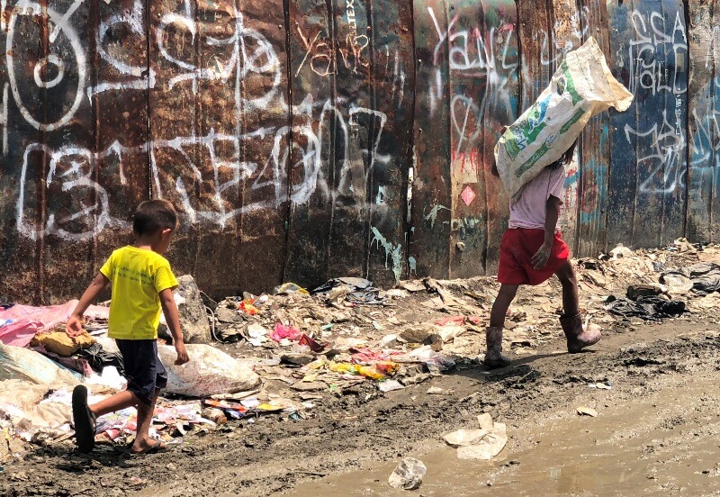 フィリピンの子ども