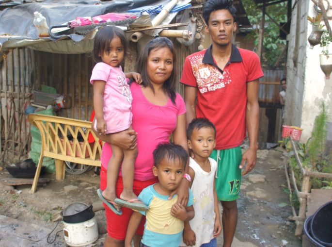 フィリピンの貧困家族