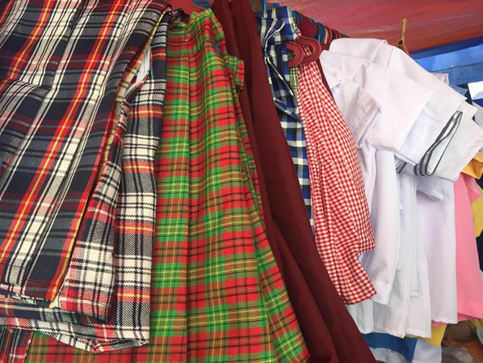 フィリピンの学生服