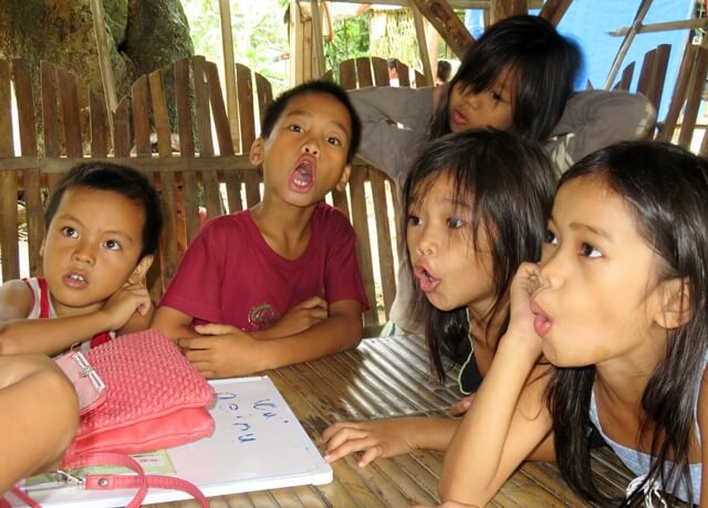 フィリピンの子ども