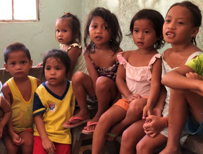 セブ島の子ども