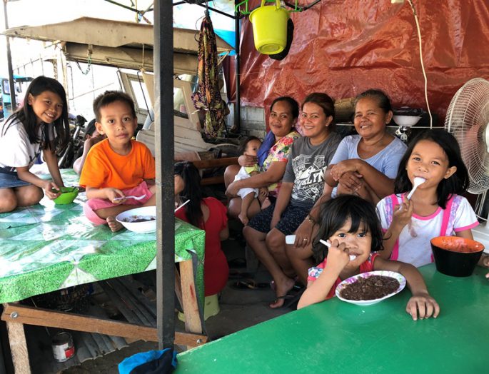 セブ島の貧困市民