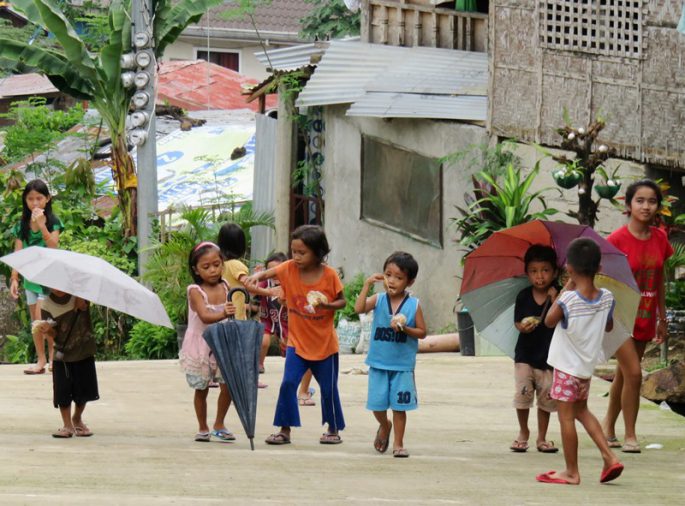 セブ島の子ども