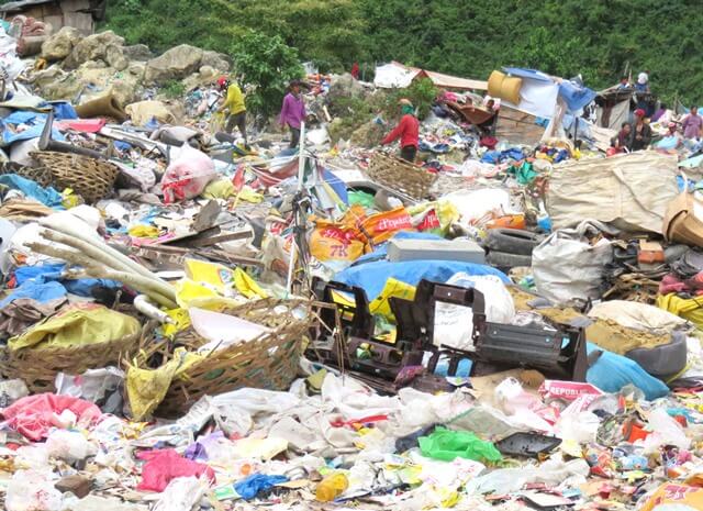 フィリピンのゴミ山