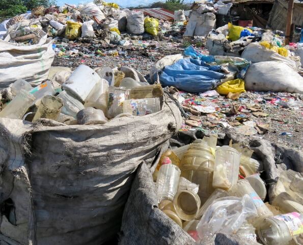 プラスチックゴミ